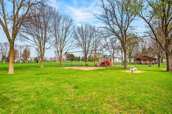 $270,000 | 455 Bowlavard Avenue, Unit 2, Belleville, WI 53508