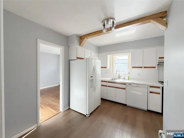 $3,950 | 772 Arbor Road, Paramus, NJ 07652