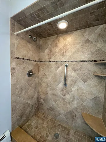 $3,950 | 772 Arbor Road, Paramus, NJ 07652