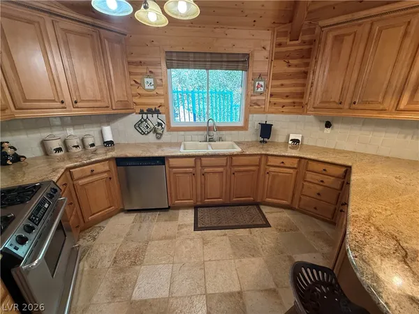 $880,000 | 310 Echo Road, Mount Charleston, NV 89124