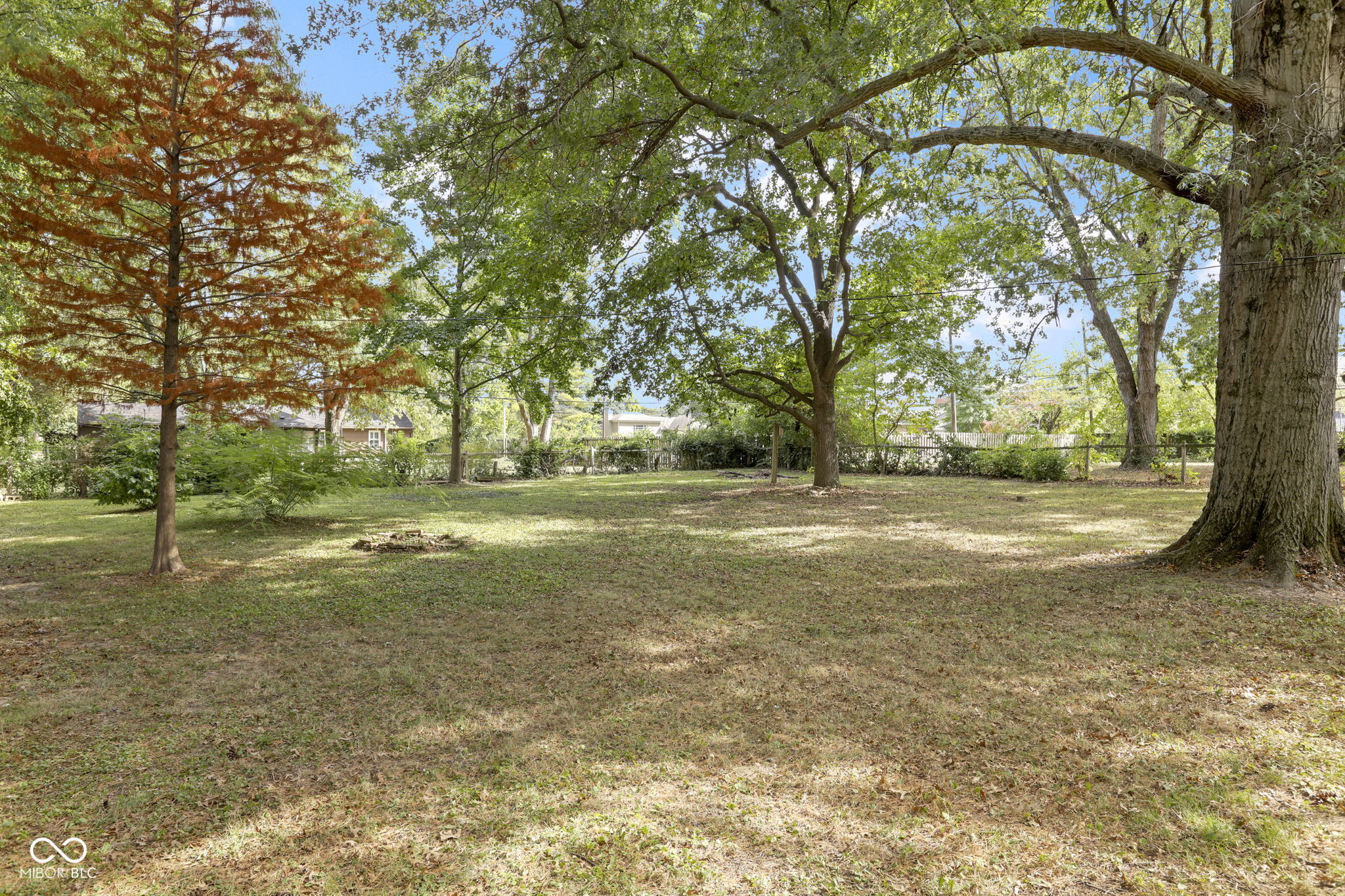 8647 North College Avenue Indianapolis, IN 46240 - Photo 33 of 36