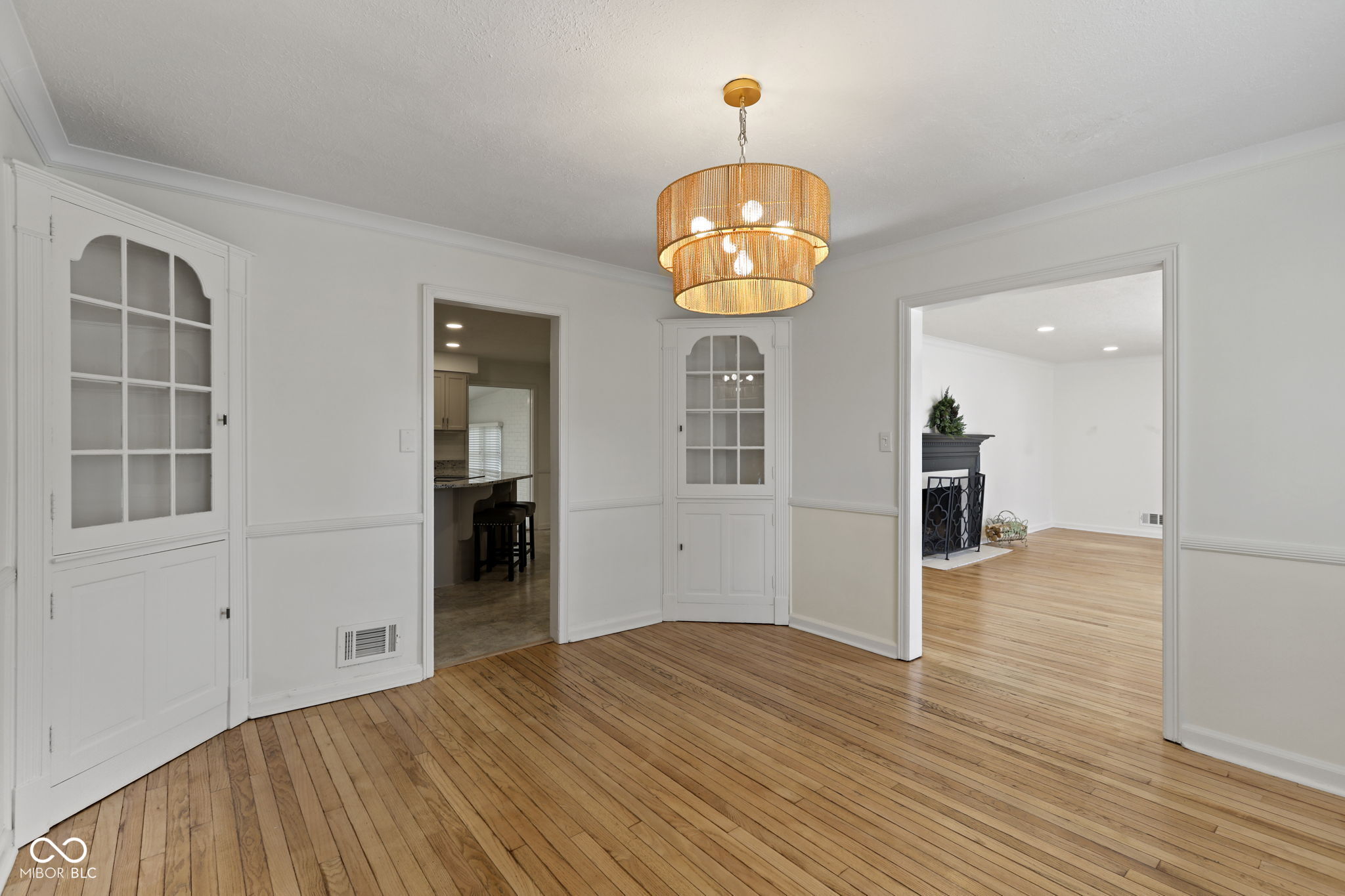 8647 North College Avenue Indianapolis, IN 46240 - Photo 8 of 36