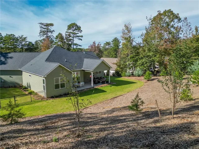 $849,900 | 171 South Oak Pointe Drive, Seneca, SC 29672