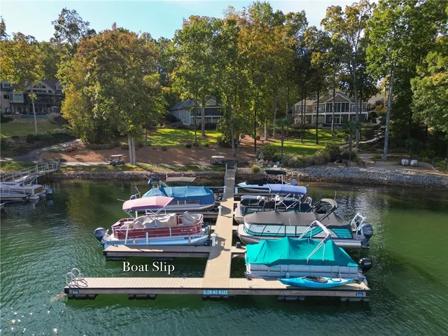 $849,900 | 171 South Oak Pointe Drive, Seneca, SC 29672