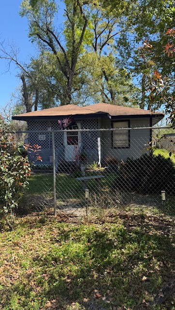 9610 Tower Street Houston, TX 77088 - Photo 5 of 18