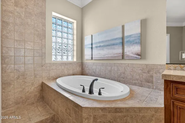$769,000 | 4101 East Woodside Way, Gilbert, AZ 85297