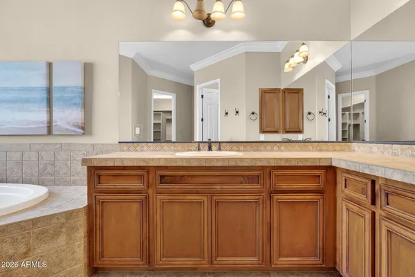 $769,000 | 4101 East Woodside Way, Gilbert, AZ 85297