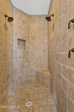 $769,000 | 4101 East Woodside Way, Gilbert, AZ 85297