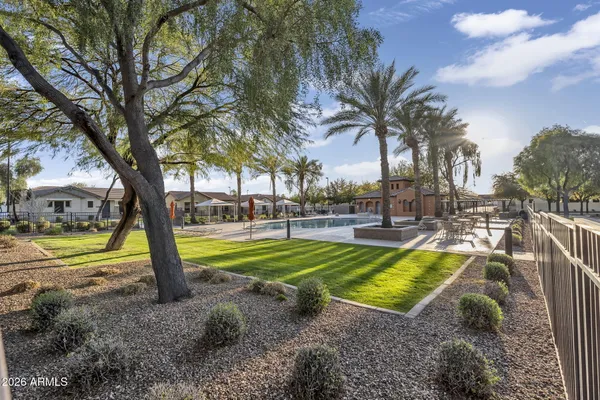 $769,000 | 4101 East Woodside Way, Gilbert, AZ 85297