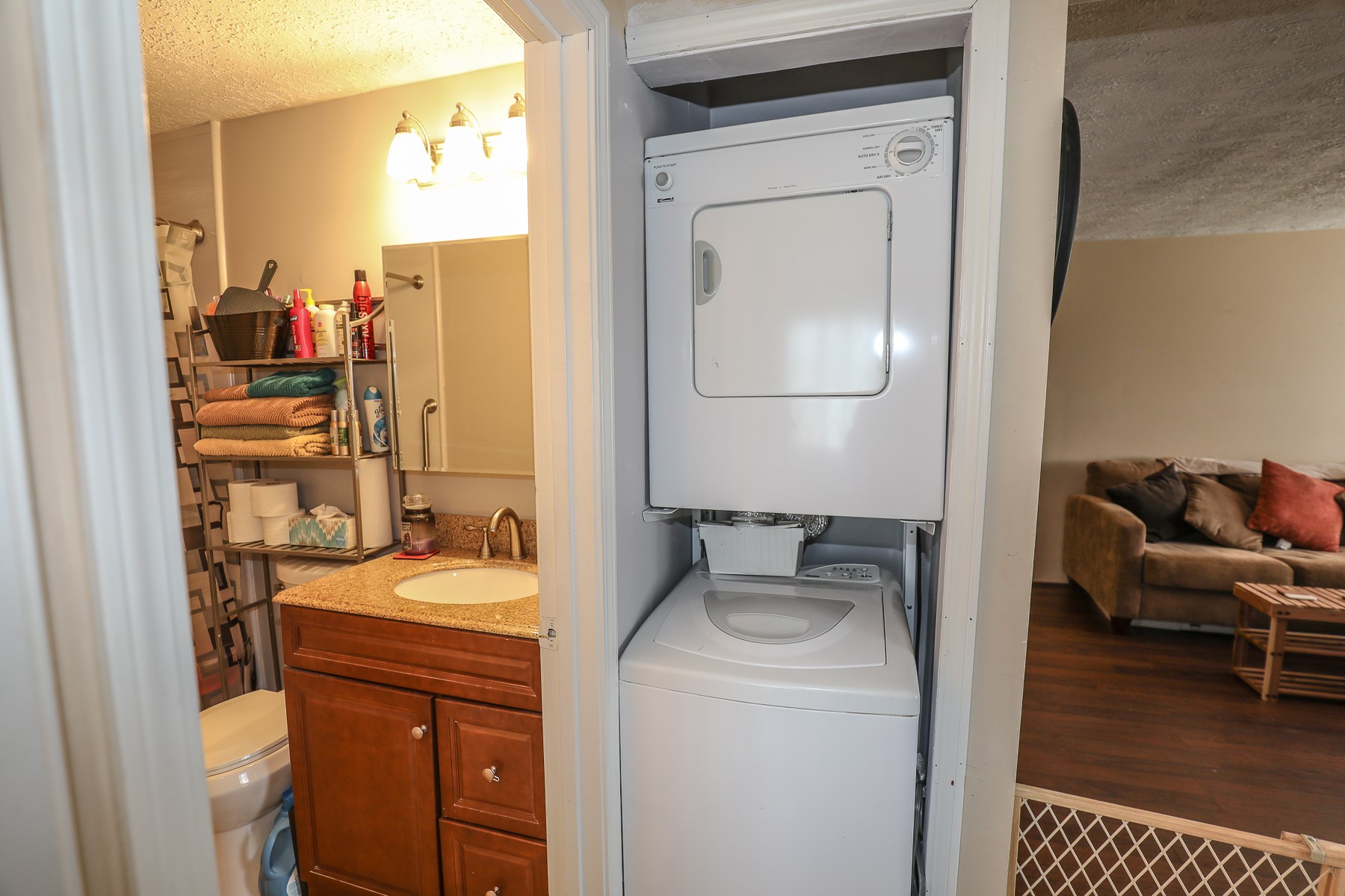 525 Calef Road, Unit 21 Manchester, NH 03103 - Photo 14 of 18