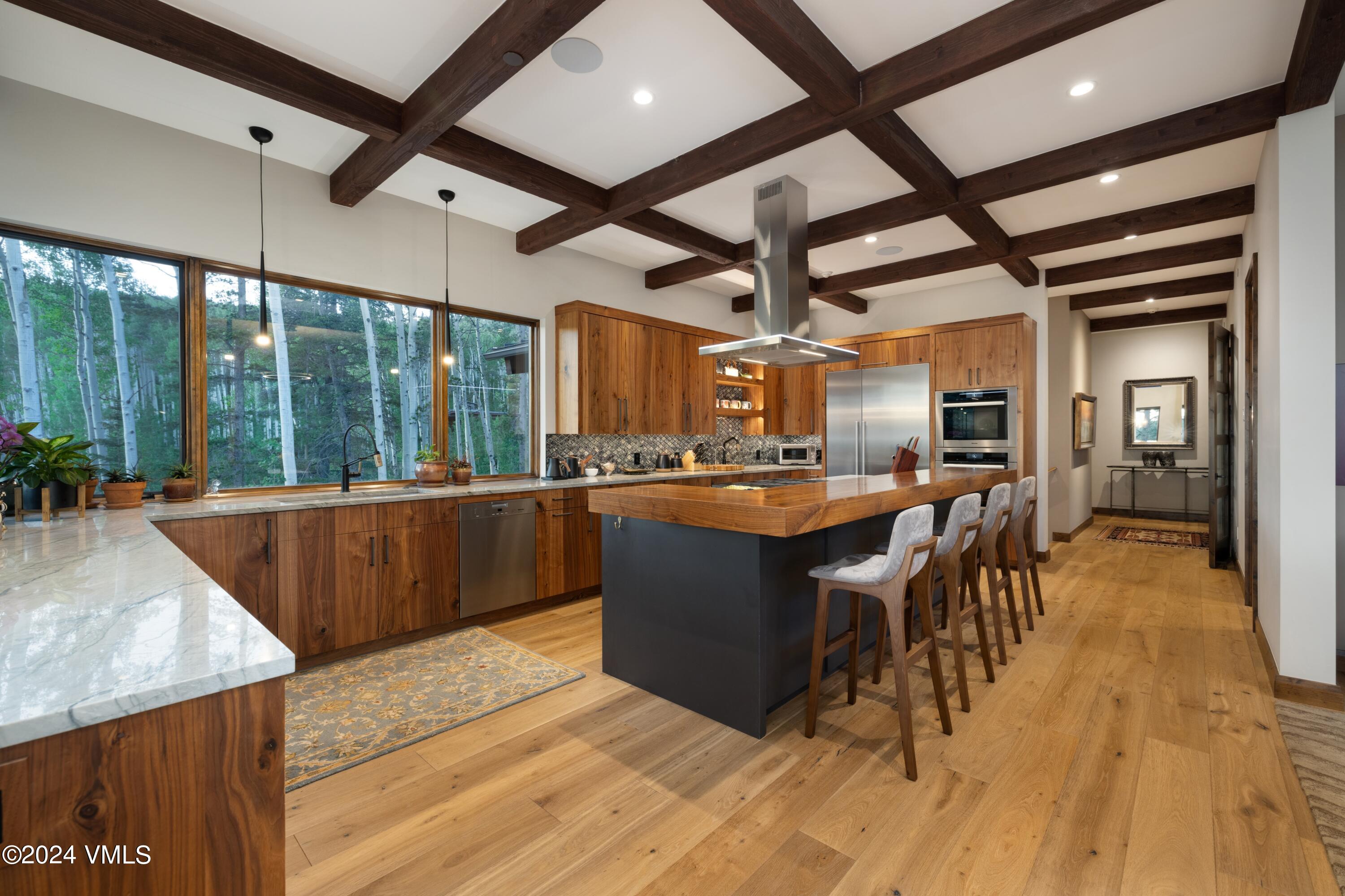 84 Shooting Star Avon, CO 81620 - Photo 5 of 48 4 Kitchen