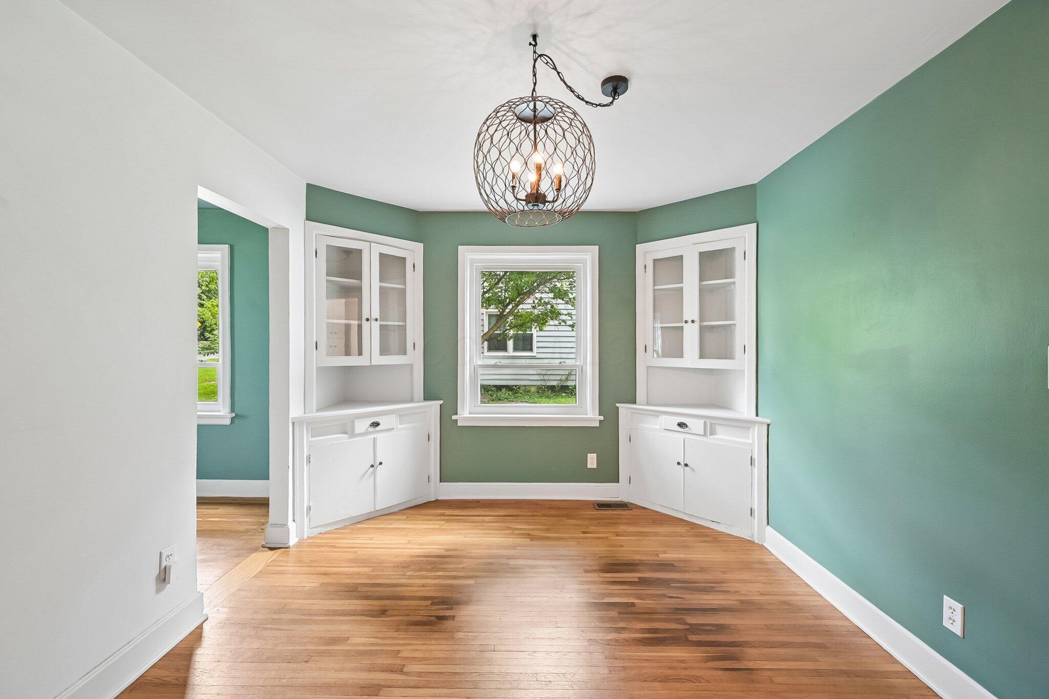 175 West Weisheimer Road Columbus, OH 43214 - Photo 21 of 59
