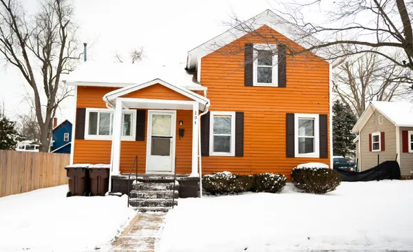 $109,900 | 204 West Walnut Street, Albion, MI 49224