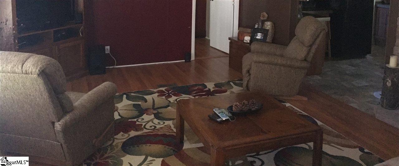 146 West Marion Road Greenville, SC 29617 - Photo 3 of 17 Gallery Image 3