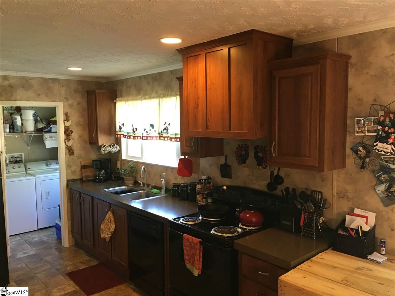 146 West Marion Road Greenville, SC 29617 - Photo 5 of 17 Gallery Image 5