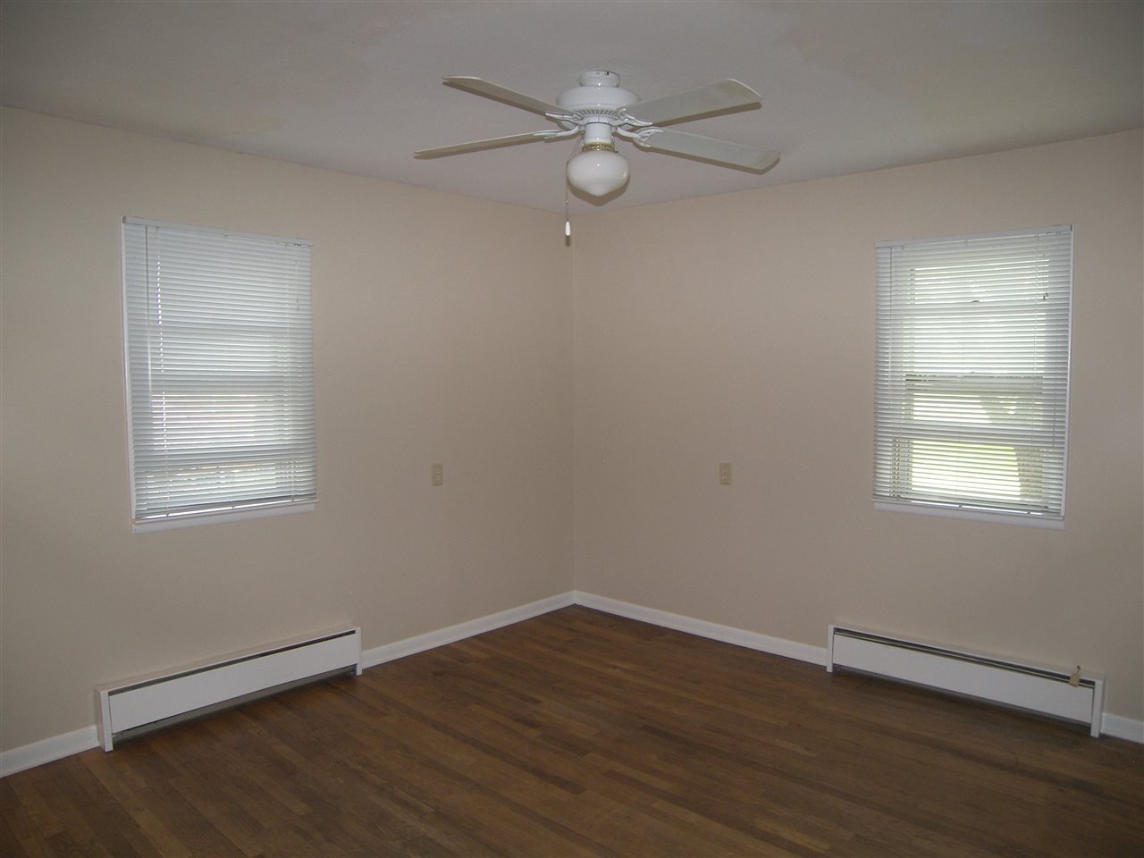1021 Country Club Road Warsaw, IN 46580 - Photo 14 of 36 Gallery Image 14