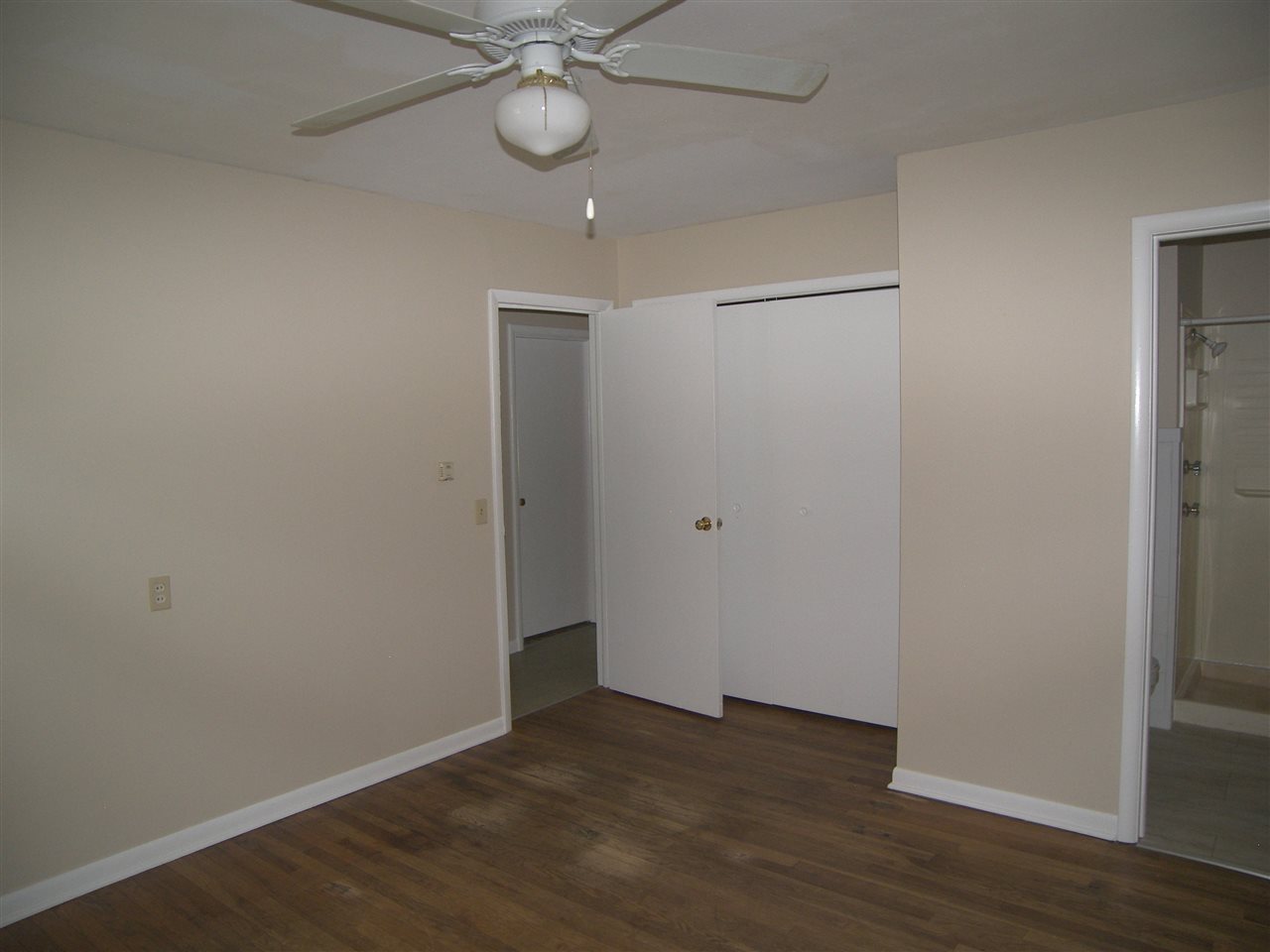 1021 Country Club Road Warsaw, IN 46580 - Photo 16 of 36 Gallery Image 16