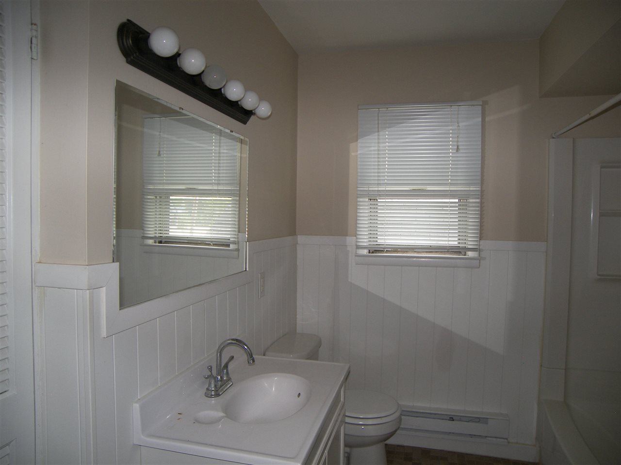 1021 Country Club Road Warsaw, IN 46580 - Photo 20 of 36 Gallery Image 20