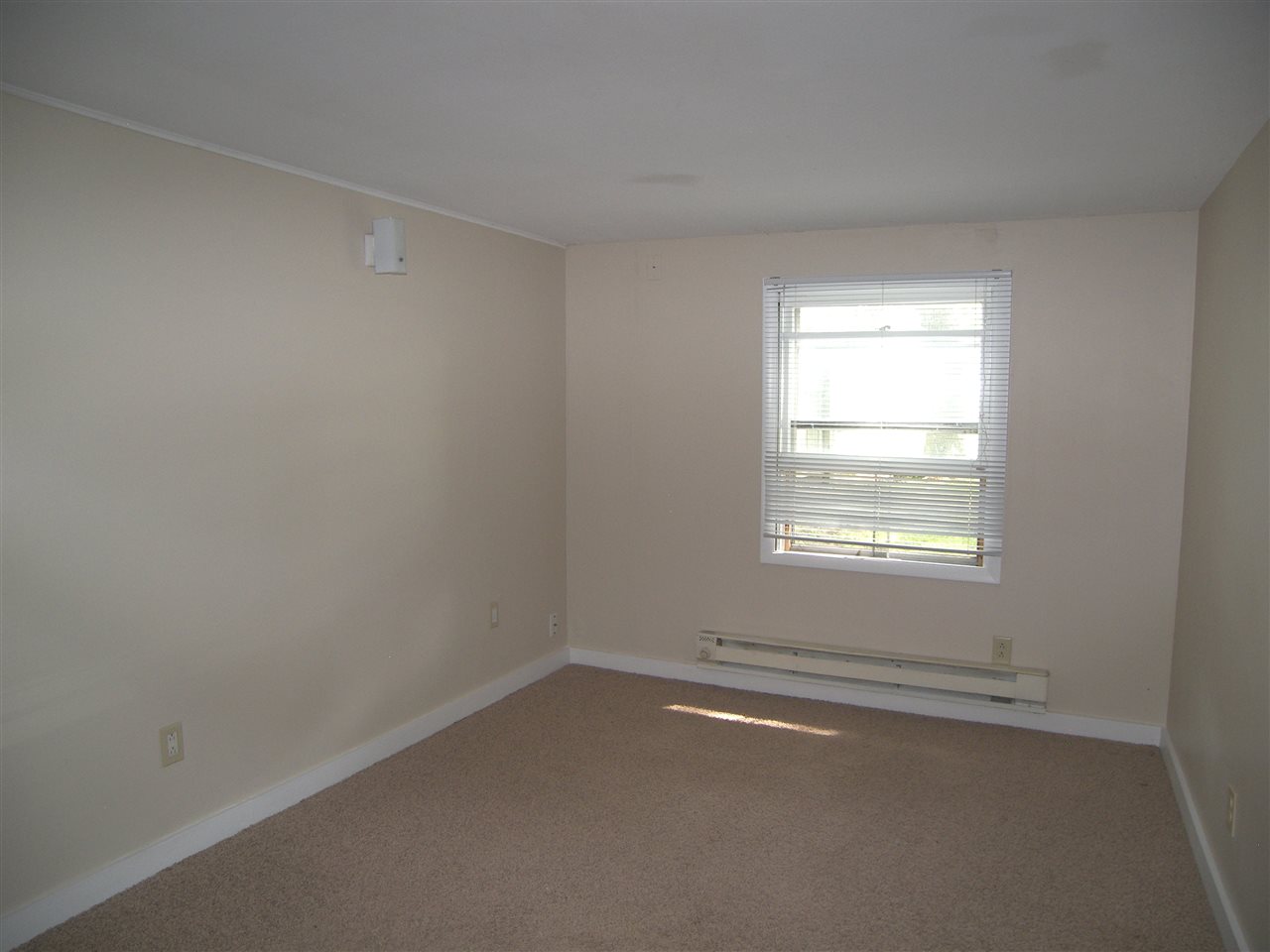 1021 Country Club Road Warsaw, IN 46580 - Photo 26 of 36 Gallery Image 26