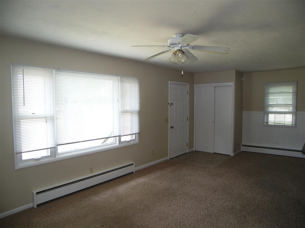 1021 Country Club Road Warsaw, IN 46580 - Photo 7 of 36 Gallery Image 7
