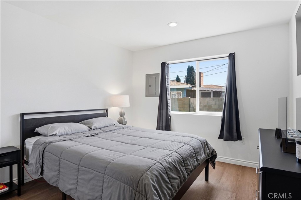 10281 Bouvais Road Anaheim, CA 92804 - Photo 39 of 61 ADU Bedroom 1