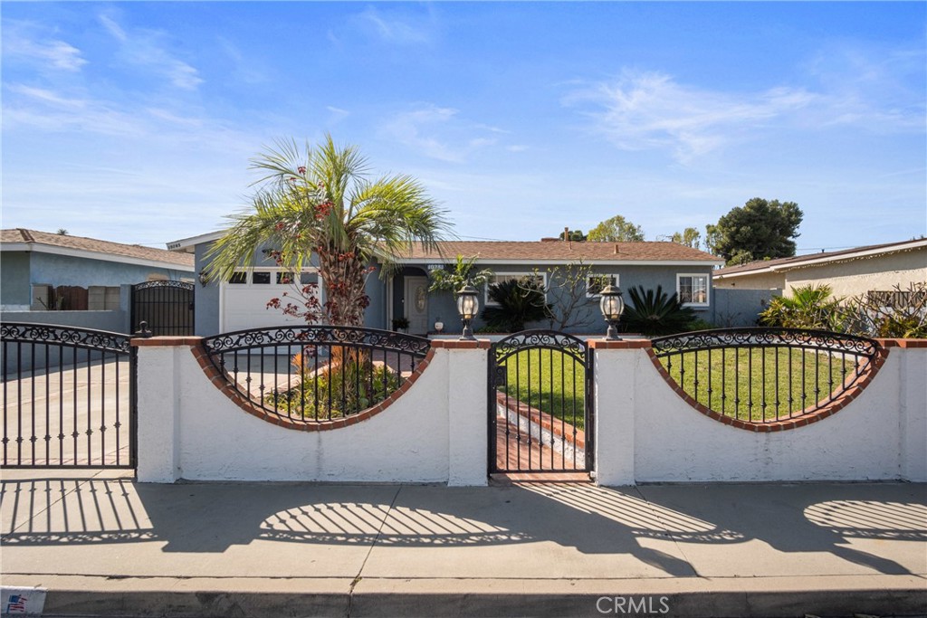 10281 Bouvais Road Anaheim, CA 92804 - Photo 4 of 61