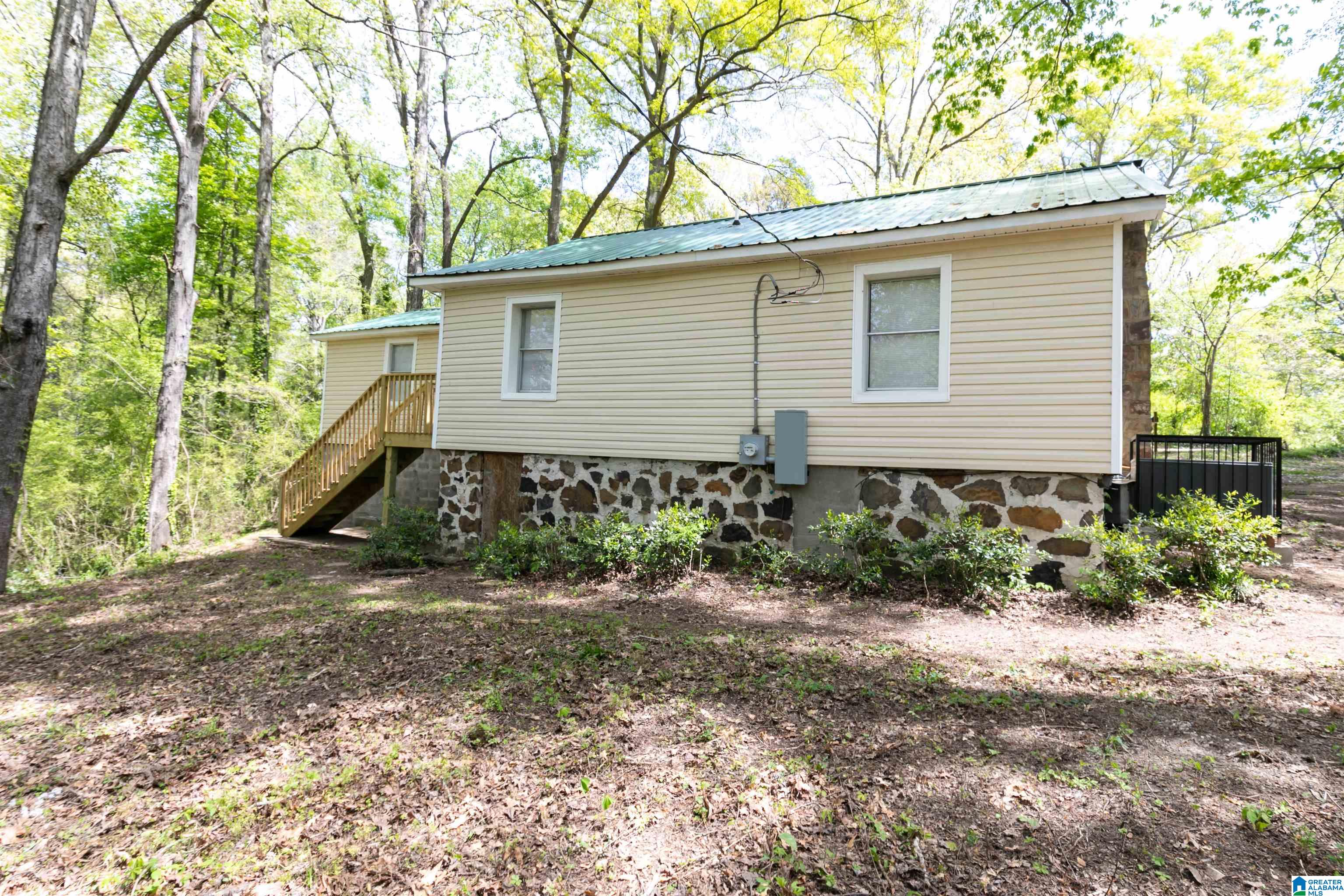 236 Ridgeway Road Bessemer, AL 35023 - Photo 5 of 28