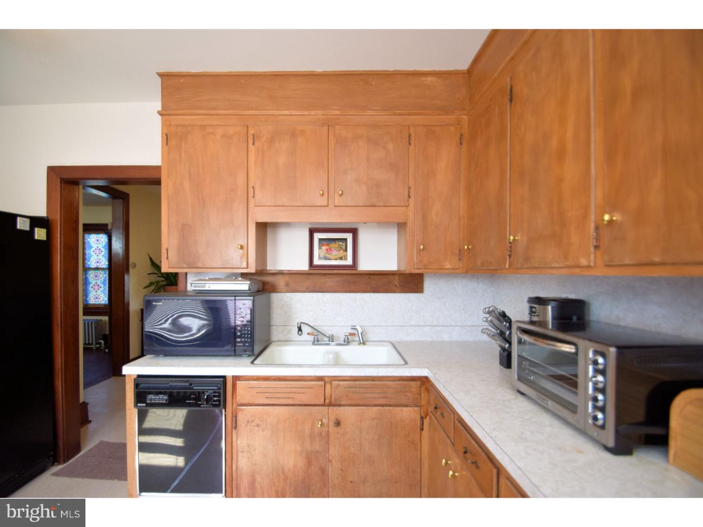 807 West Bridge Street Spring City, PA 19475 - Photo 10 of 25 Kitchen