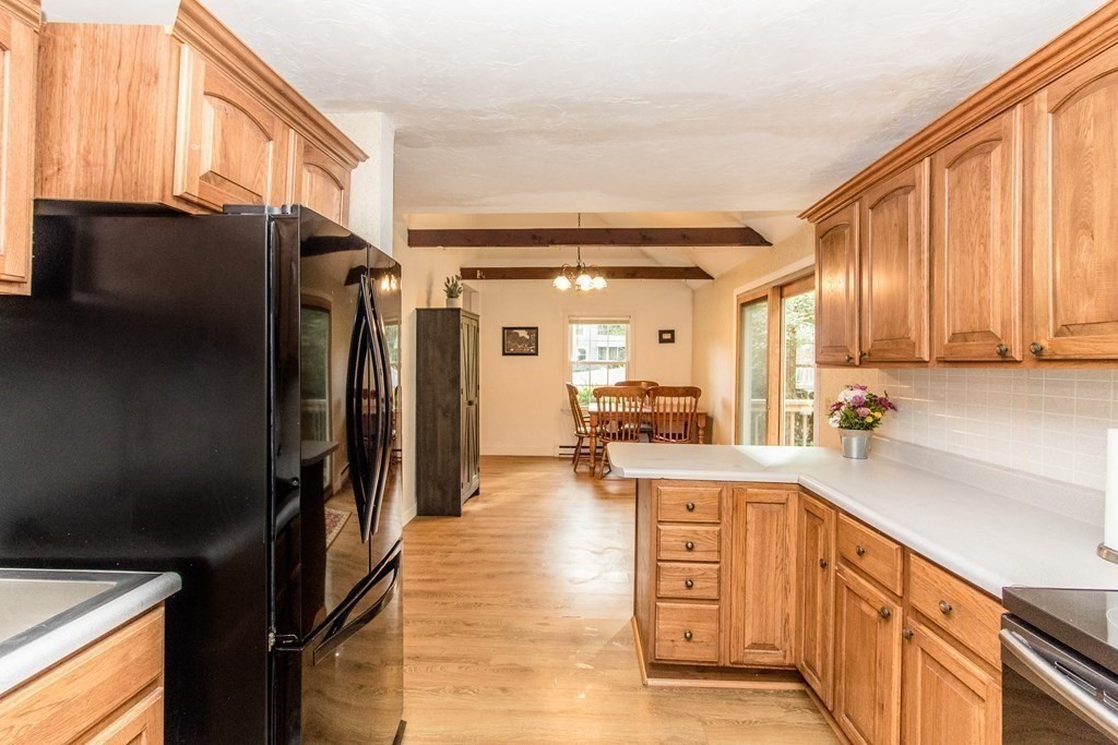 148 Berry Corner Road Charlton, MA 01507 - Photo 8 of 31