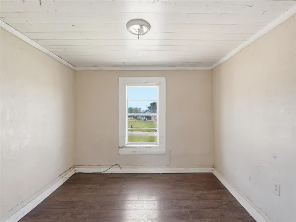 $121,500 | 1821 Johnson Street, Greenville, TX 75401