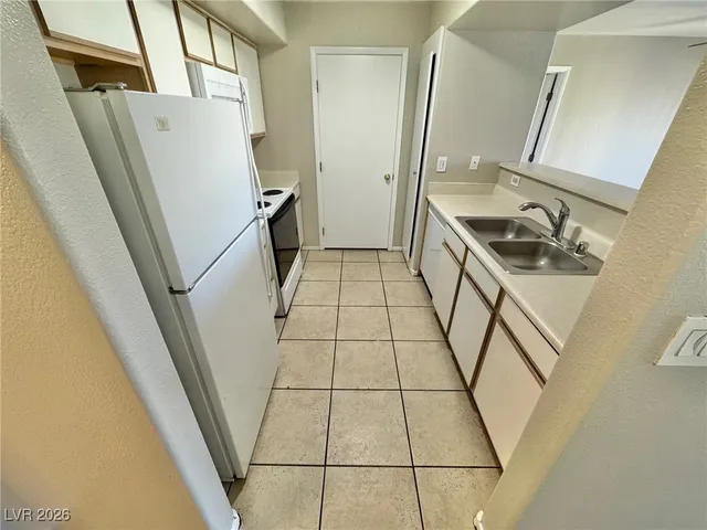 $1,350 | 2300 East Silverado Ranch Boulevard, Unit 2036, Las Vegas, NV 89123