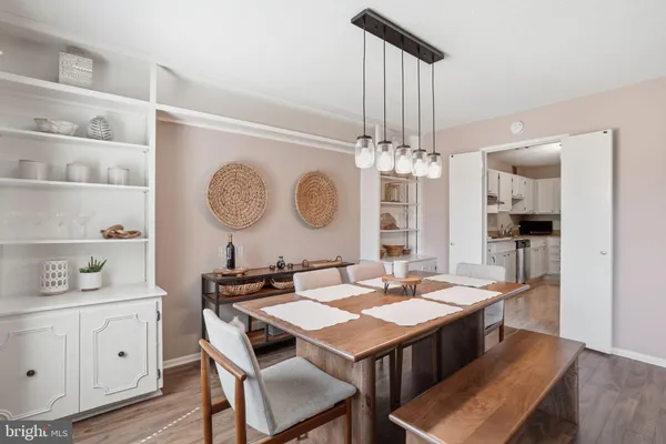 $375,000 | 309 Yoakum Parkway, Unit 603, Alexandria, VA 22304