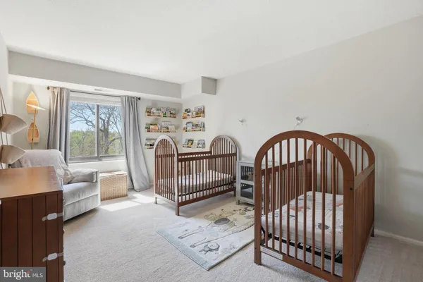 $375,000 | 309 Yoakum Parkway, Unit 603, Alexandria, VA 22304