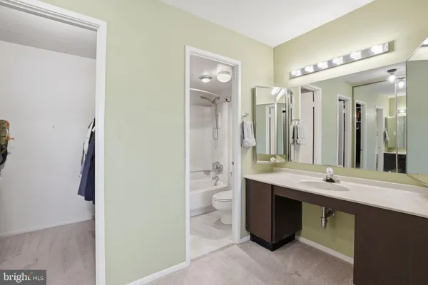 $375,000 | 309 Yoakum Parkway, Unit 603, Alexandria, VA 22304