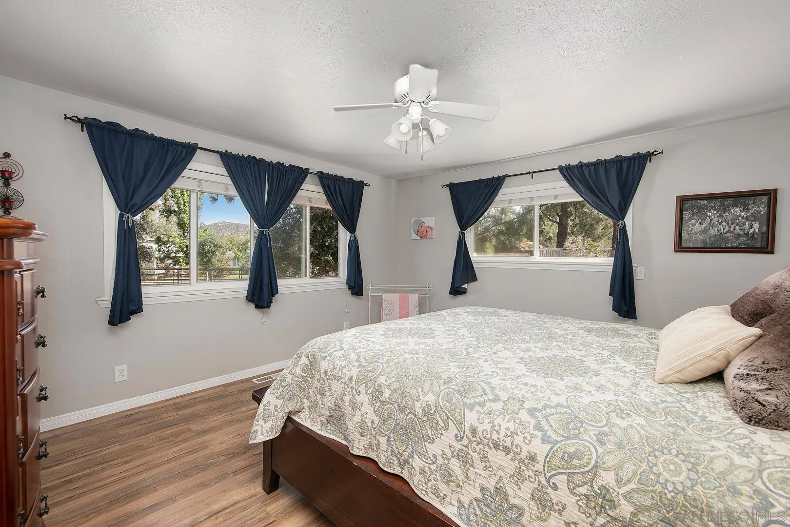 28710 Lone Pine Trail Pine Valley, CA 91962 - Photo 12 of 46 a bedroom with a large bed and a window