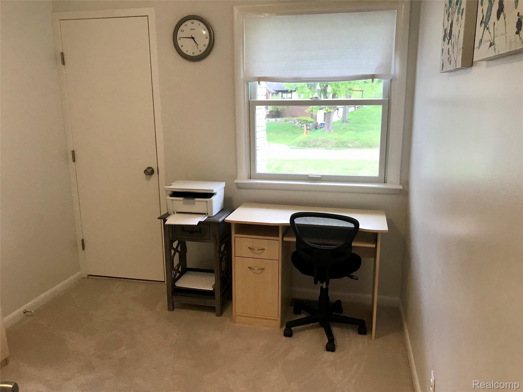 4341 Edmore Road Waterford, MI 48329 - Photo 17 of 27 fullsizeoutput_152.jpeg