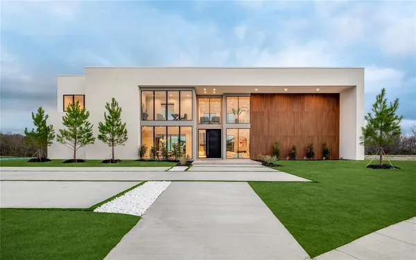 $2,999,950 | 229 Sunset Pt Trail, Heath, TX 75032