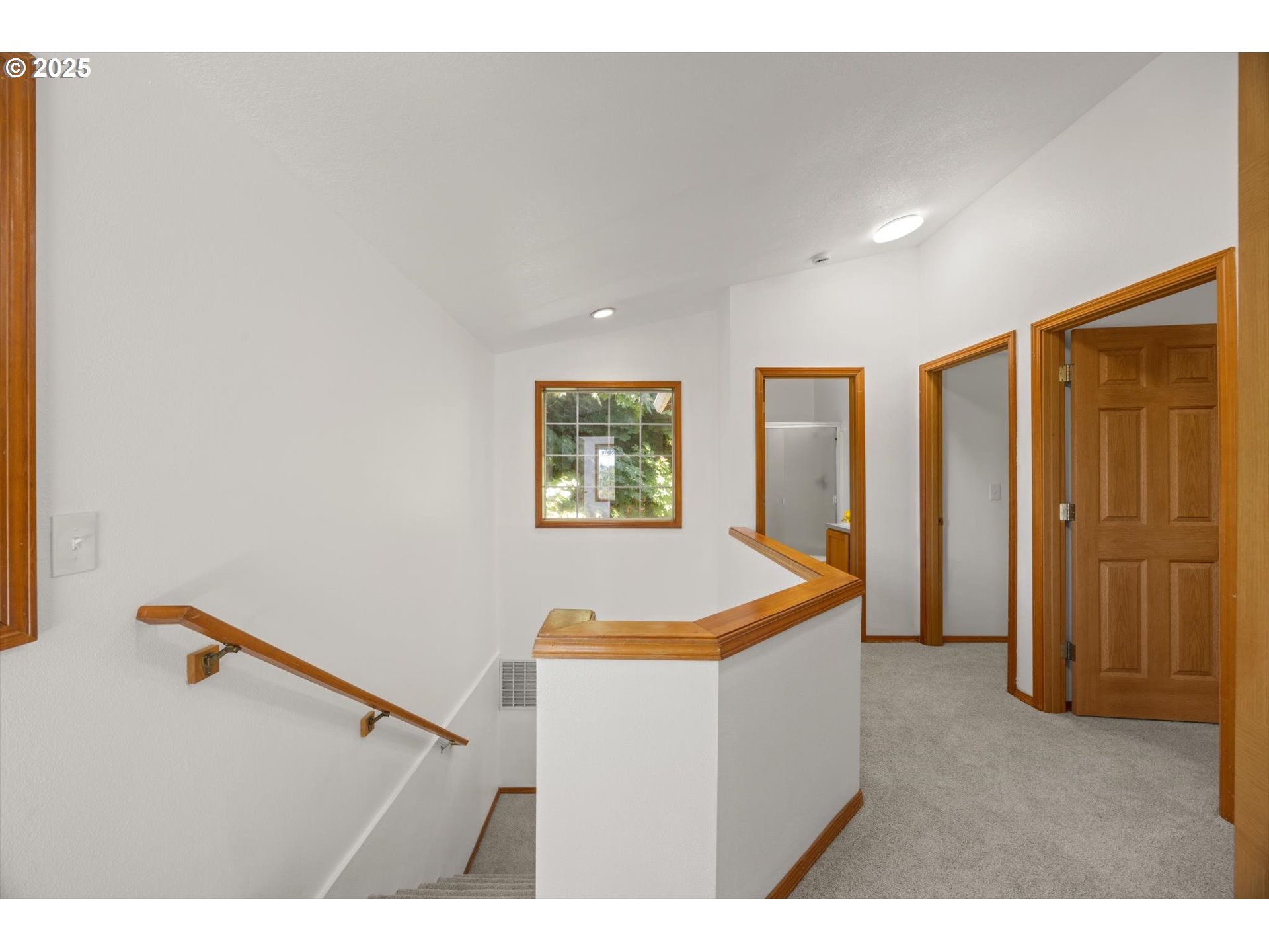 6218 Southwest View Point Terrace Portland, OR 97239 - Photo 19 of 42 Gallery Image 19