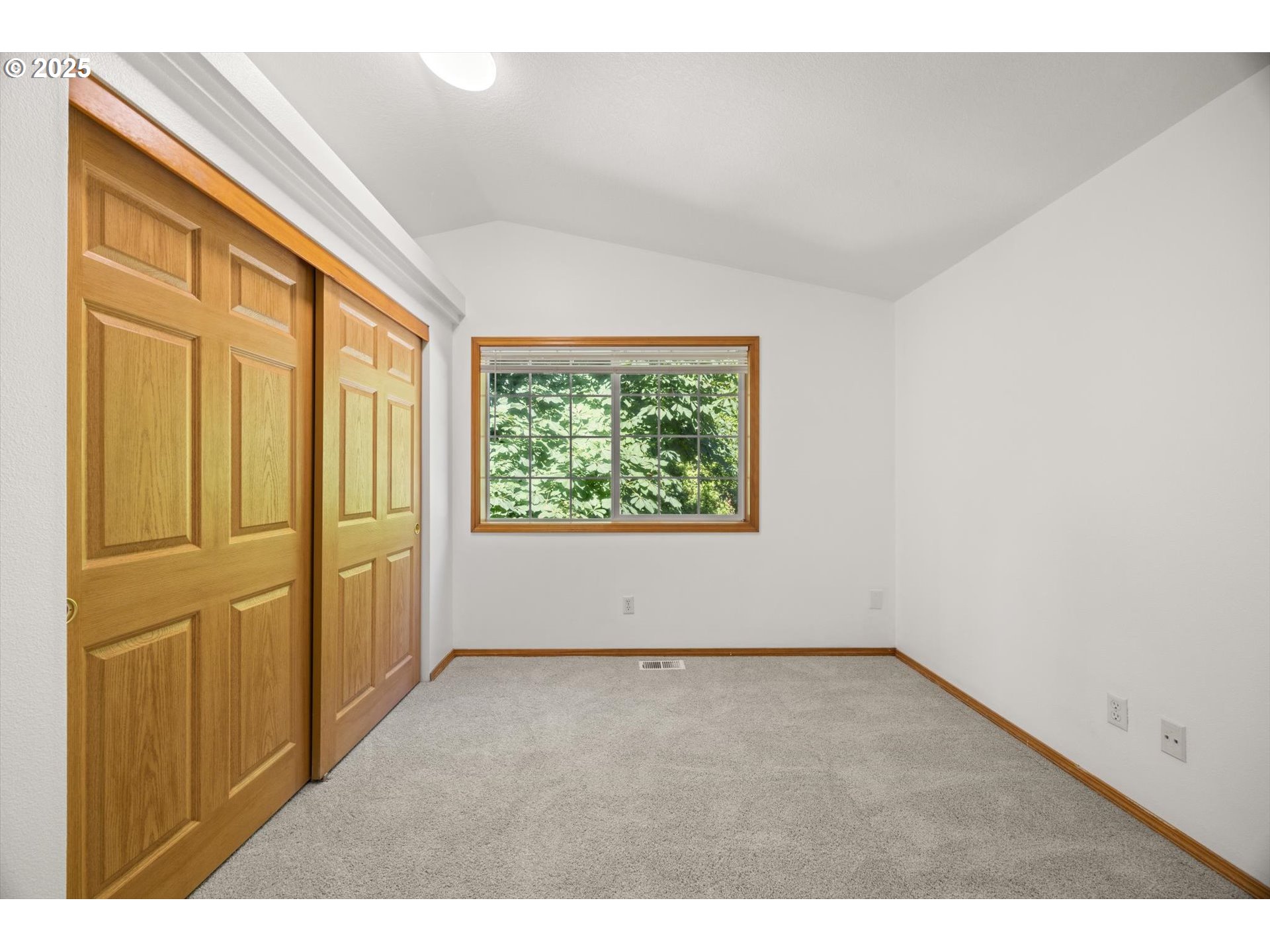 6218 Southwest View Point Terrace Portland, OR 97239 - Photo 23 of 42 Gallery Image 23