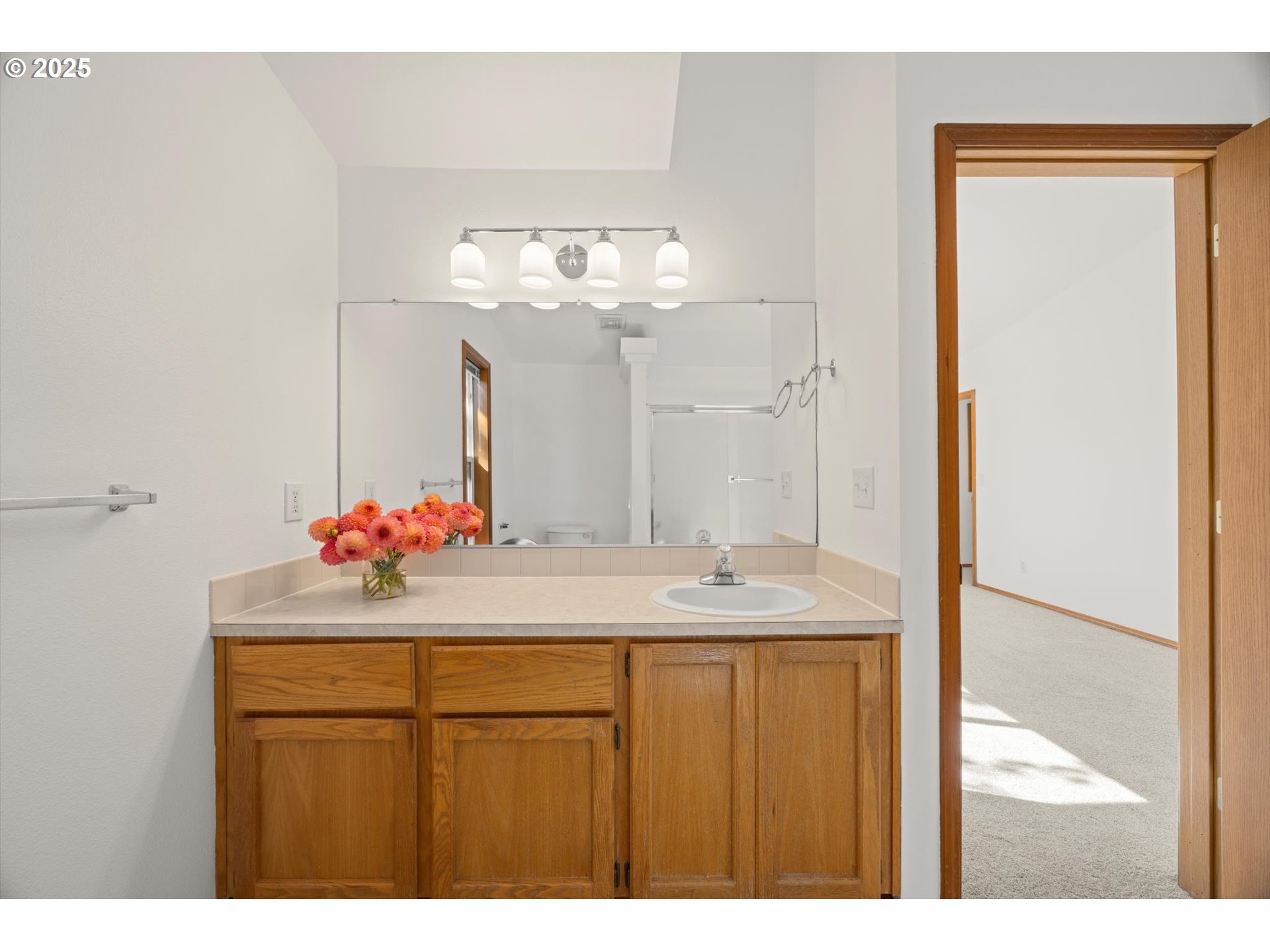 6218 Southwest View Point Terrace Portland, OR 97239 - Photo 29 of 42 Gallery Image 29