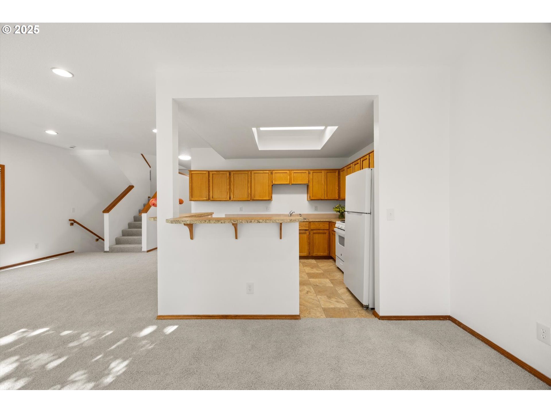 6218 Southwest View Point Terrace Portland, OR 97239 - Photo 3 of 42 Gallery Image 3