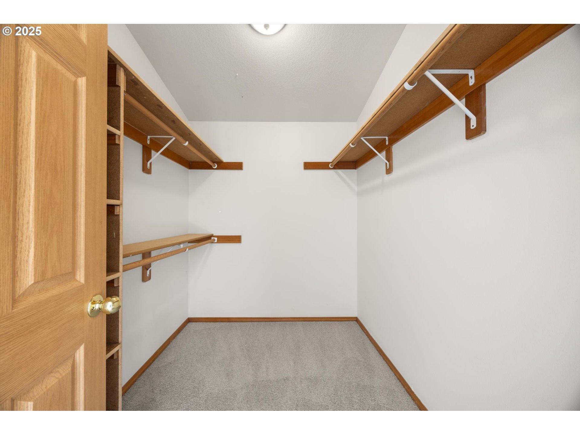 6218 Southwest View Point Terrace Portland, OR 97239 - Photo 31 of 42 Gallery Image 31