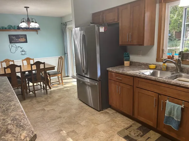 $284,900 | 1104 14th Avenue Southeast, Willmar, MN 56201