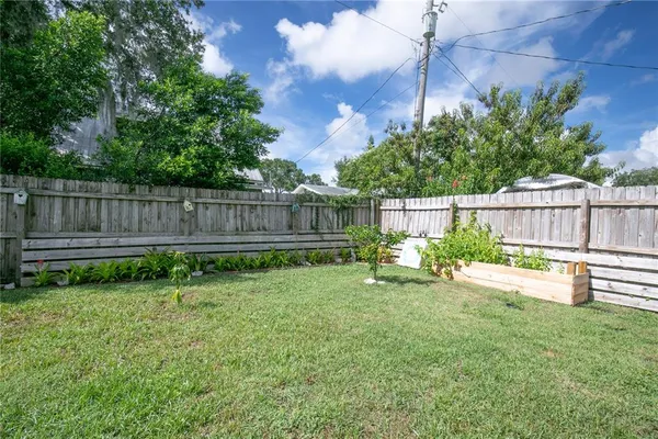 $310,000 | 504 Ambassador Avenue, Eustis, FL 32726