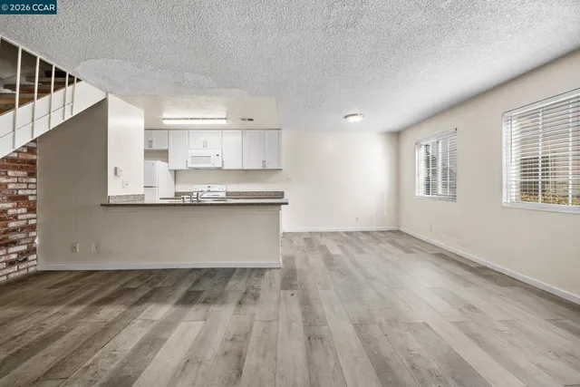 $169,900 | 1214 Sycamore Drive, Unit 3, Antioch, CA 94509