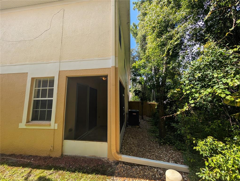 1993 Fiesta Ridge Court Tampa, FL 33604 - Photo 21 of 22