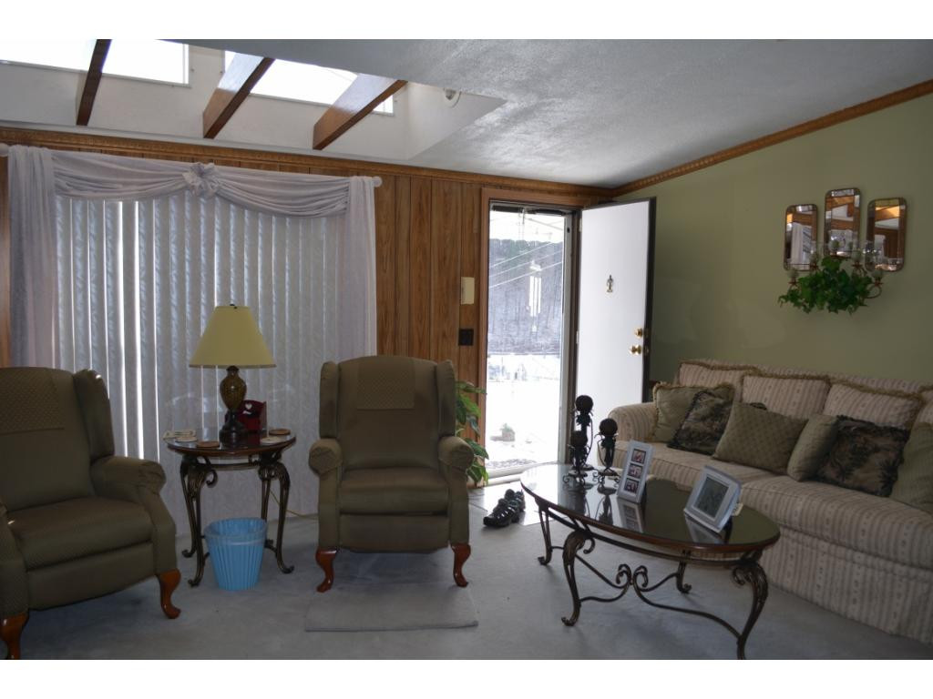 612 Knob Park Road Bristol, TN 37620 - Photo 13 of 26 Photo 13