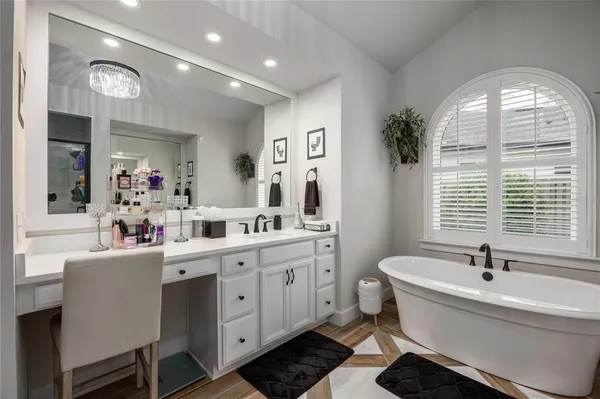 $749,900 | 3642 Northwest 49th Drive, Gainesville, FL 32606