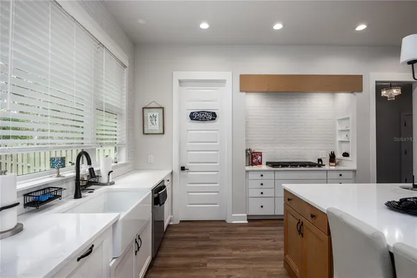 $749,900 | 3642 Northwest 49th Drive, Gainesville, FL 32606