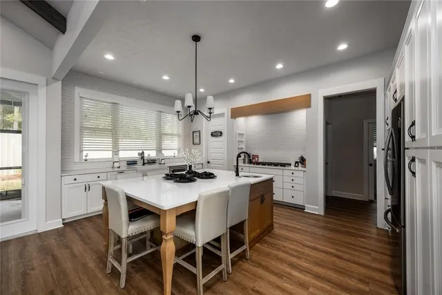 $799,000 | 3642 Northwest 49th Drive, Gainesville, FL 32606